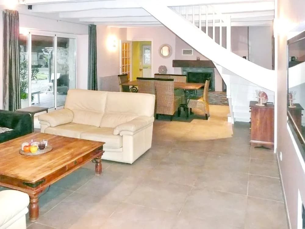 Villa With 4 Bedrooms in Saint Sylvestre sur Lot, With Private Pool an - Photo 2