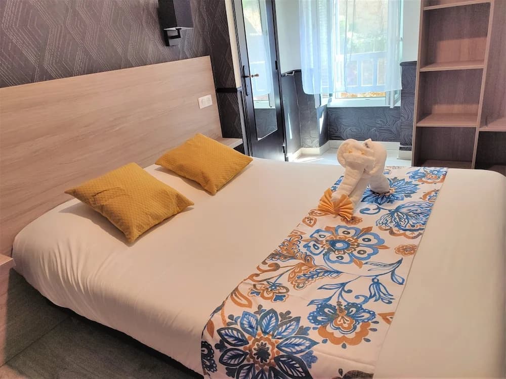 Hotel Pontet - Photo 2