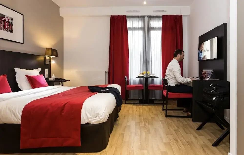 Apparthtel Odalys Montmartre - Photo 3