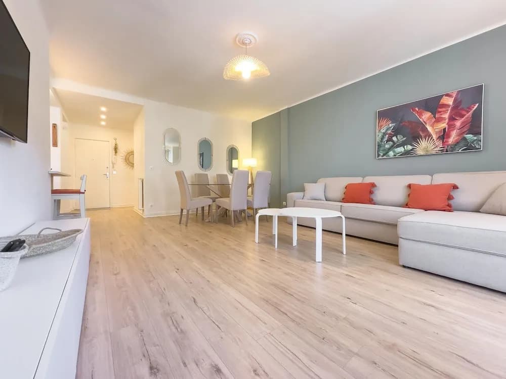 Le Palm in Cannes With 1 Bedrooms and 1 Bathrooms - Photo 1