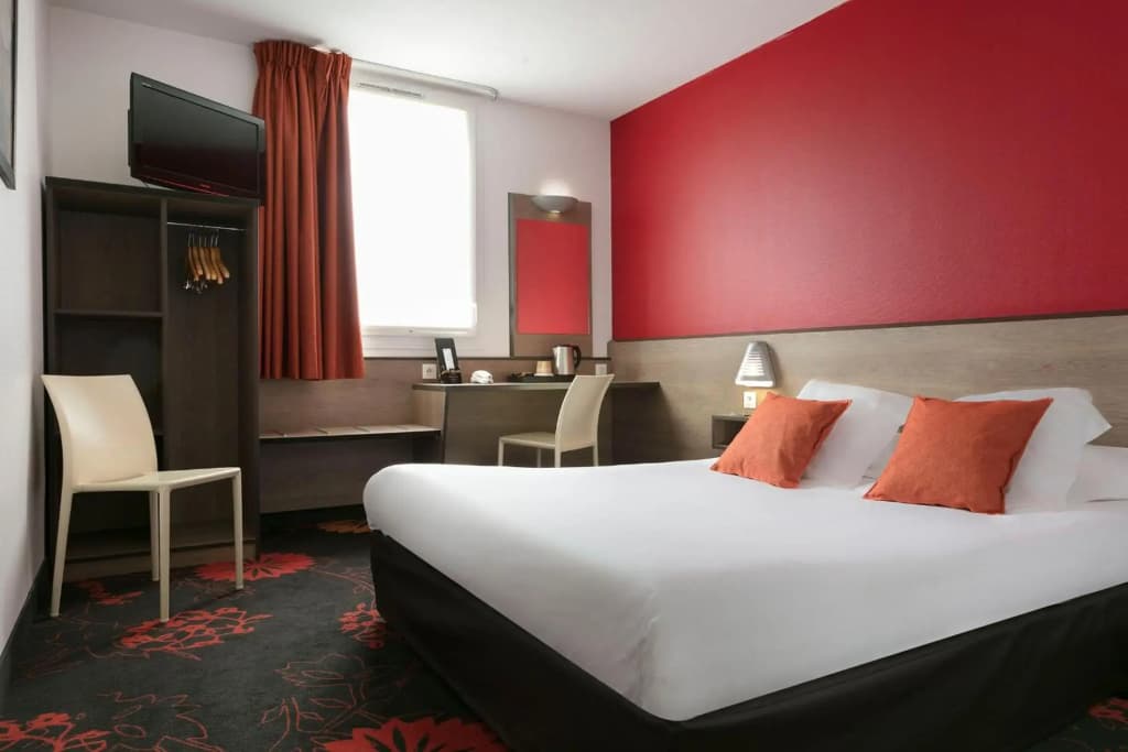 Hôtel Clermont Estaing - Photo 2