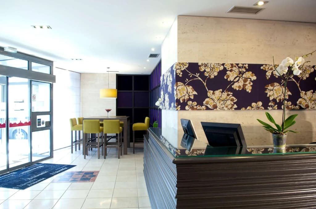 Best Western Plus Hotel du Pont Wilson - Photo 2