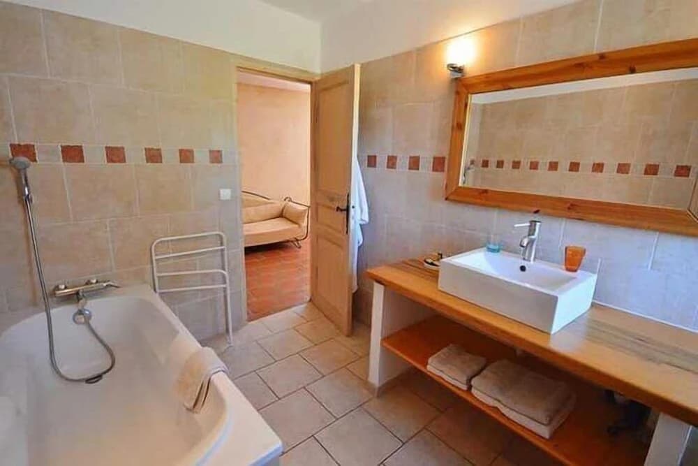 B&B Le Mas D'Orsan - Miniature 7