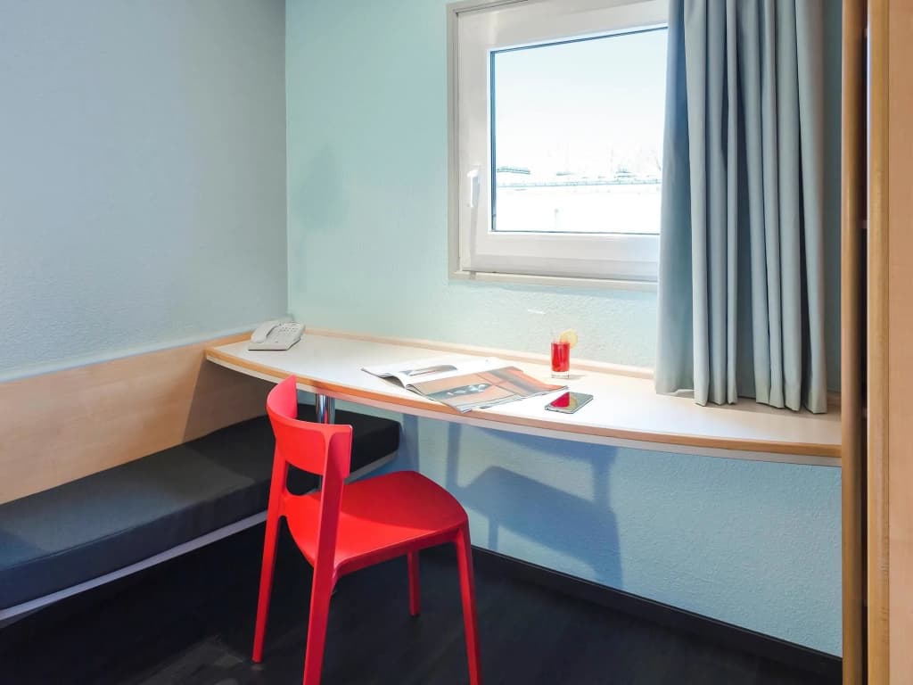 ibis Bourges - Photo 2