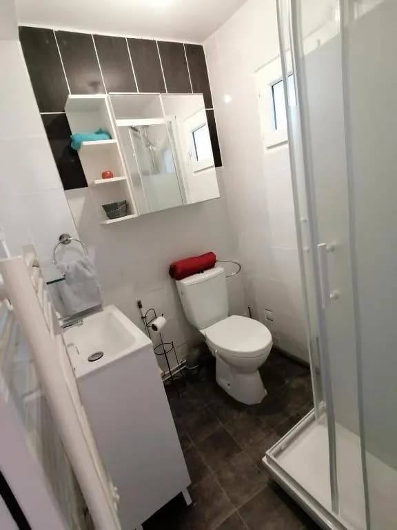 Charmant appartement indépendant, 5 mn de Rouen, avec terrasse. - Miniature 7