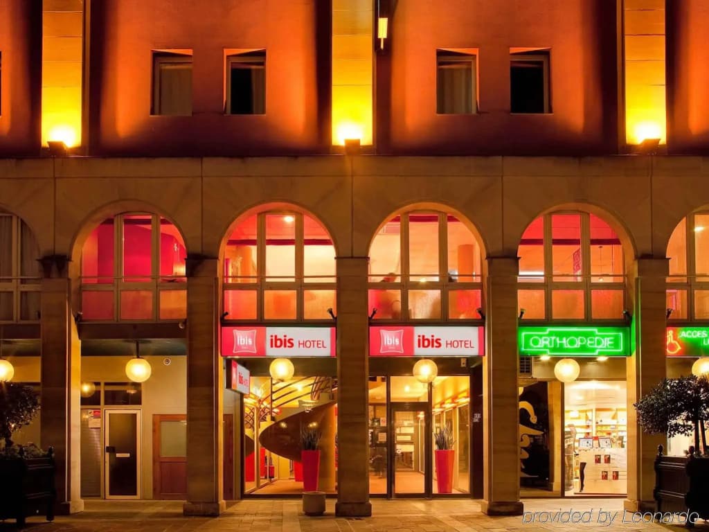 ibis Epernay Centre Ville - Photo 1