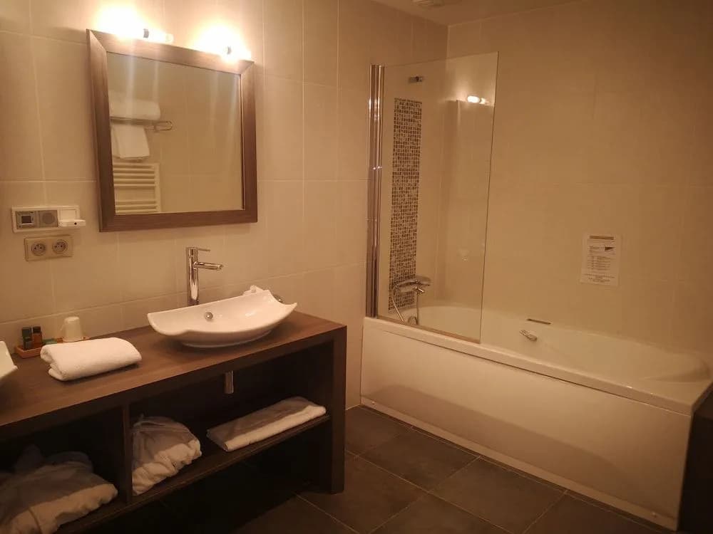 Hotel Konine - Les Suites - Miniature 8