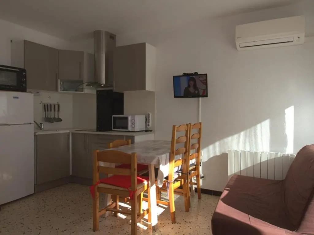 Appartement Balaruc-les-Bains, 1 pièce, 4 personnes - FR-1-553-101 - Miniature 8