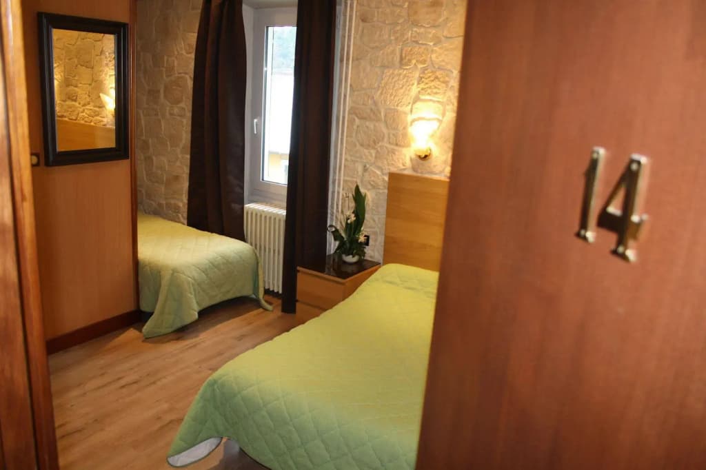 Le Savoy Hotel - Miniature 7