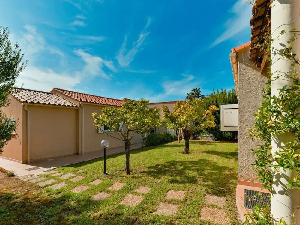 Beautiful Holiday Home With Terrace - Photo 1