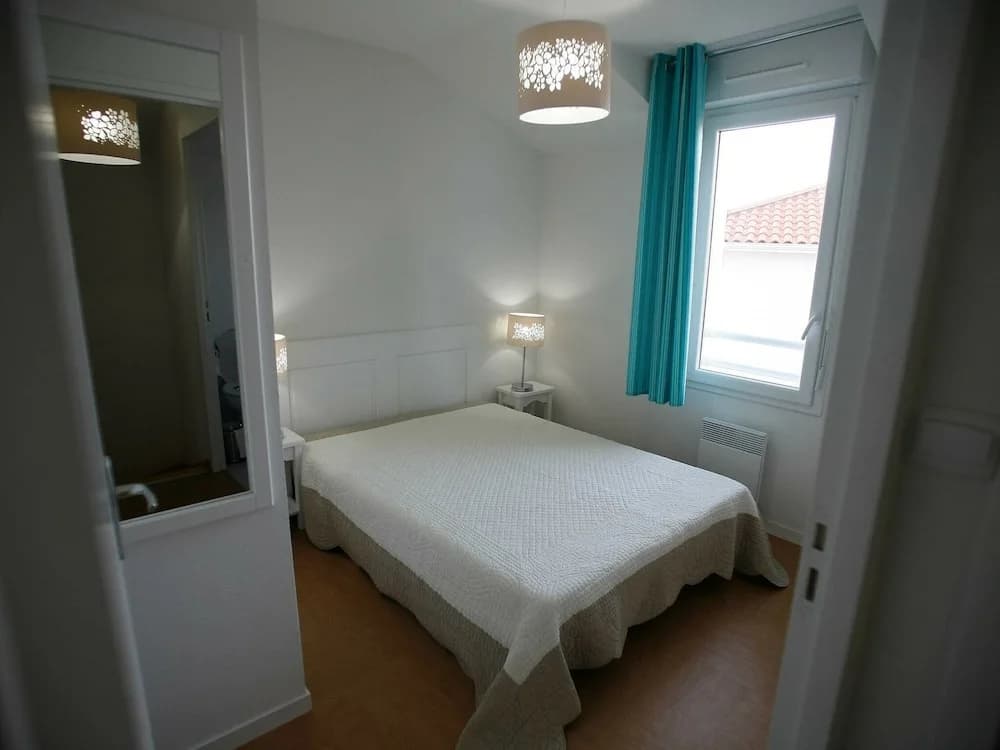 Apartment in France Near the Atlantic Coast - Photo 3