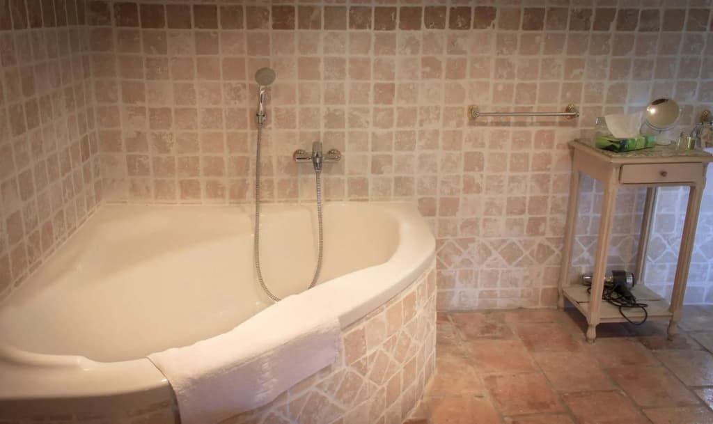 Le Domaine des Carmes & Spa - Miniature 8