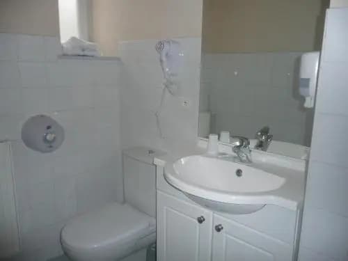 Hotel du Centre - Photo 4