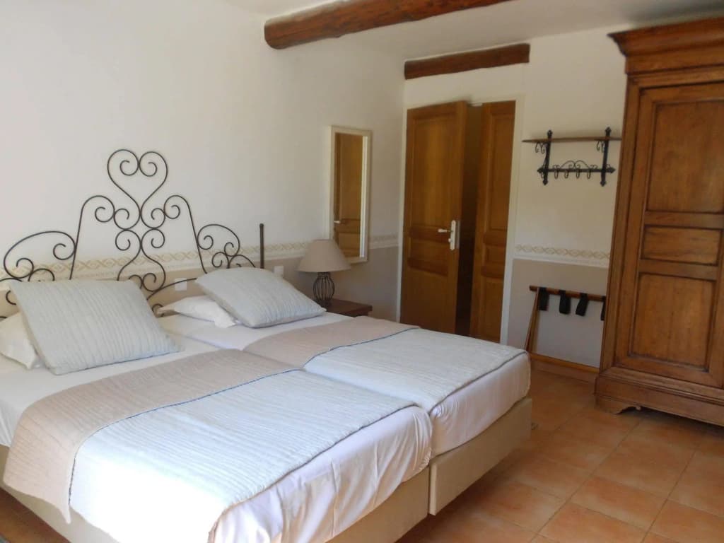 Hotel La Bastide d'Eygalieres - Photo 2