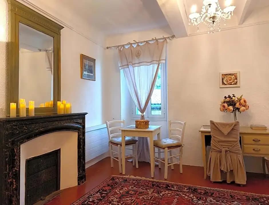 LA MAISON BARNOIN - gîtes et chambres - Photo 3