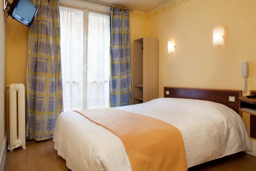 Hotel le Paris Vingt - Photo 2