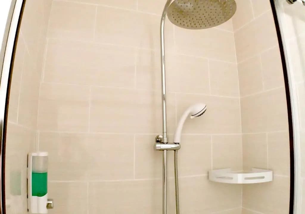 1 étage privatisé - Miniature 8