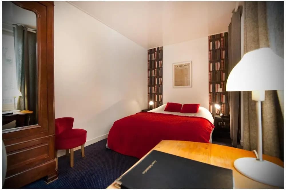 Hotel Le Prieuré et La Résidence - Miniature 7