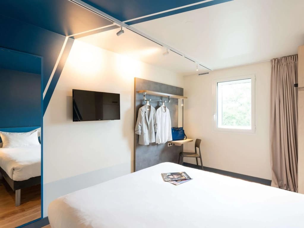 Ibis Budget Lyon Confluence - Photo 4