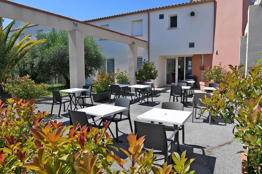 Brit Hotel Clermont-lʼHerault - Photo 3