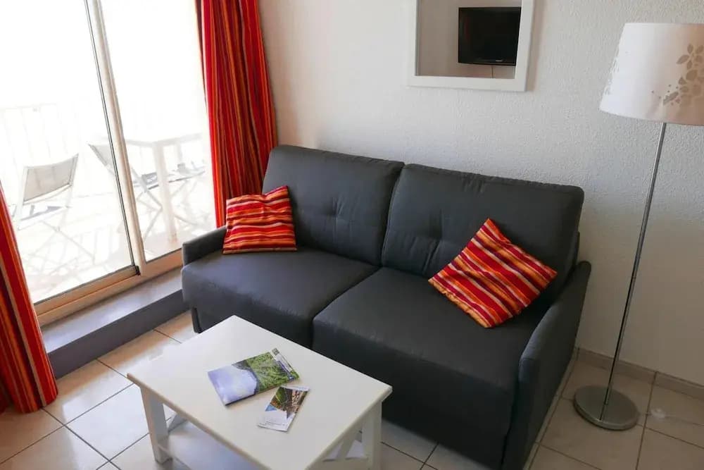 Residence Neptune, Saint-pierre-la-mer, Apt. 2 Pcs. 4 Pers - Photo 4