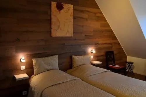 Hôtel Restaurant La Couronne - Photo 5