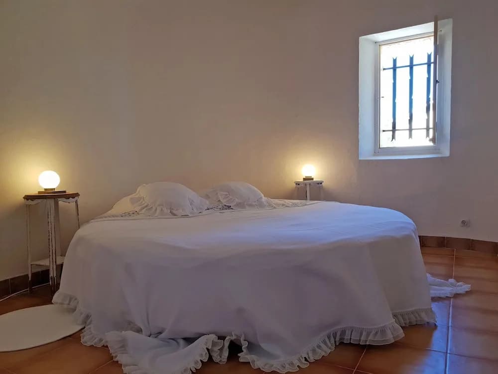 Holiday Home in Lorgues With Pool and Terrace - Photo 5