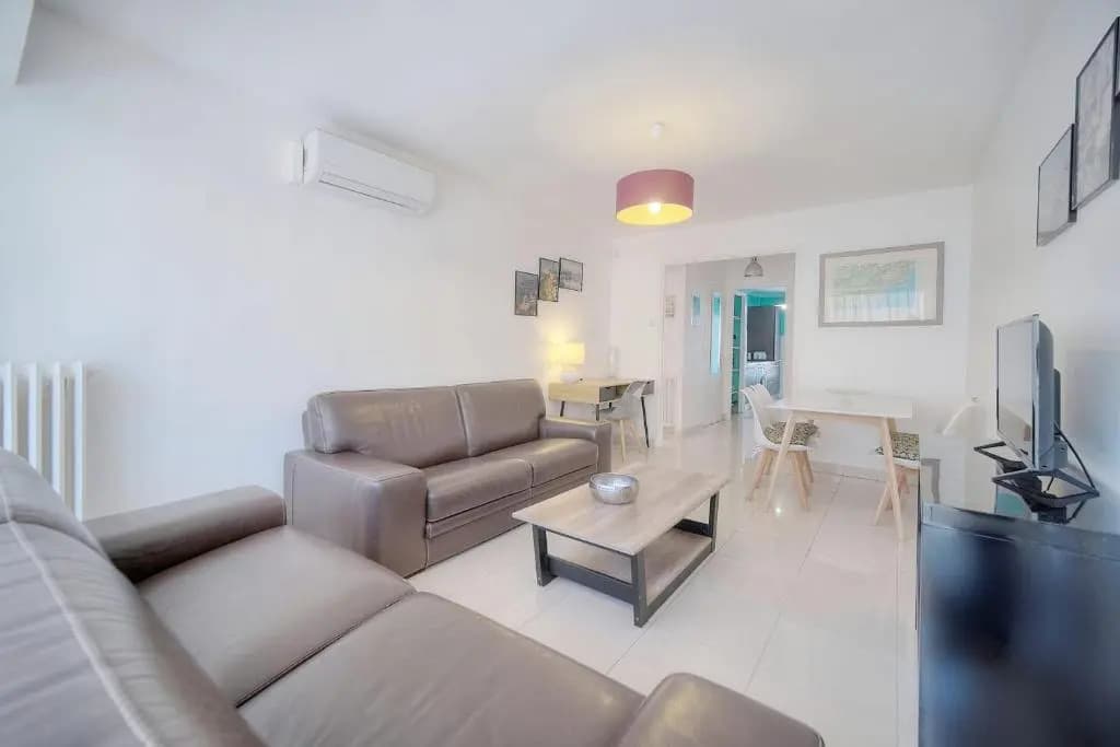 IMMOGROOM - Renovated apartment - Terrace - AC - Photo 2