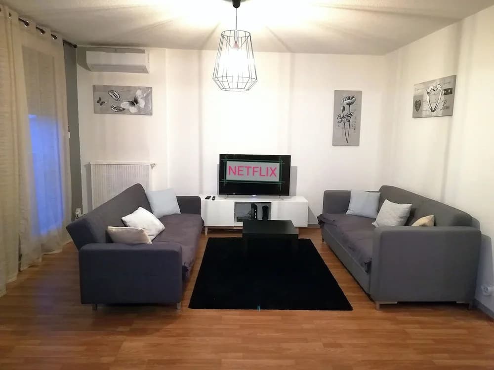 Modern Appart 75m2 - 2 rooms -parking - Photo 4