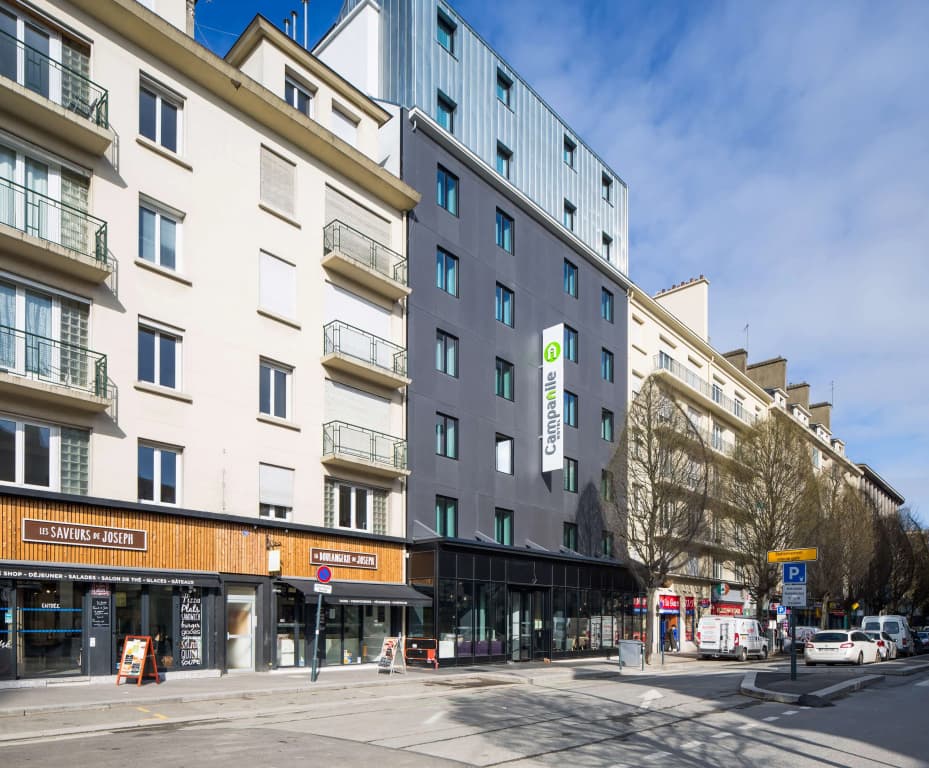 Campanile Rennes Centre - Gare - Photo 1