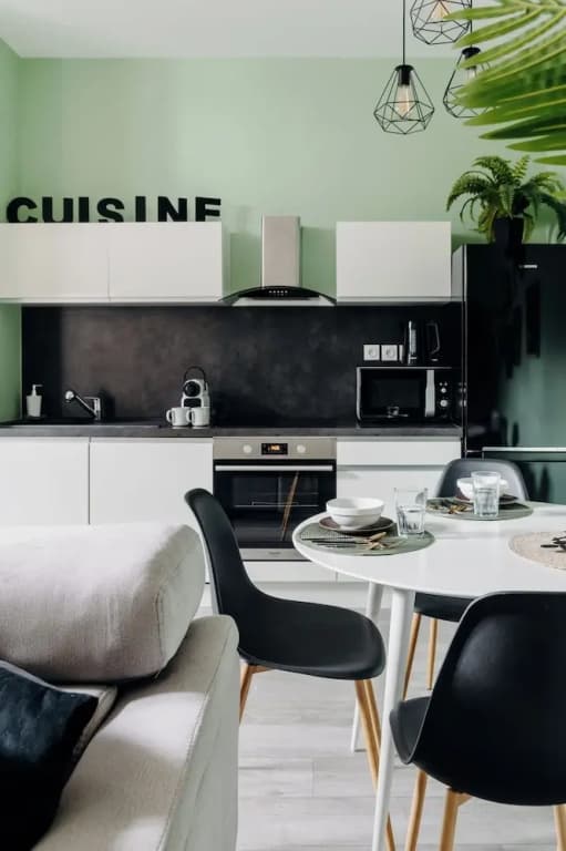 La Suite D'Hélène 2.0 Appartement T2 50m2 entre Genève et Chamonix Parking privé - Miniature 7
