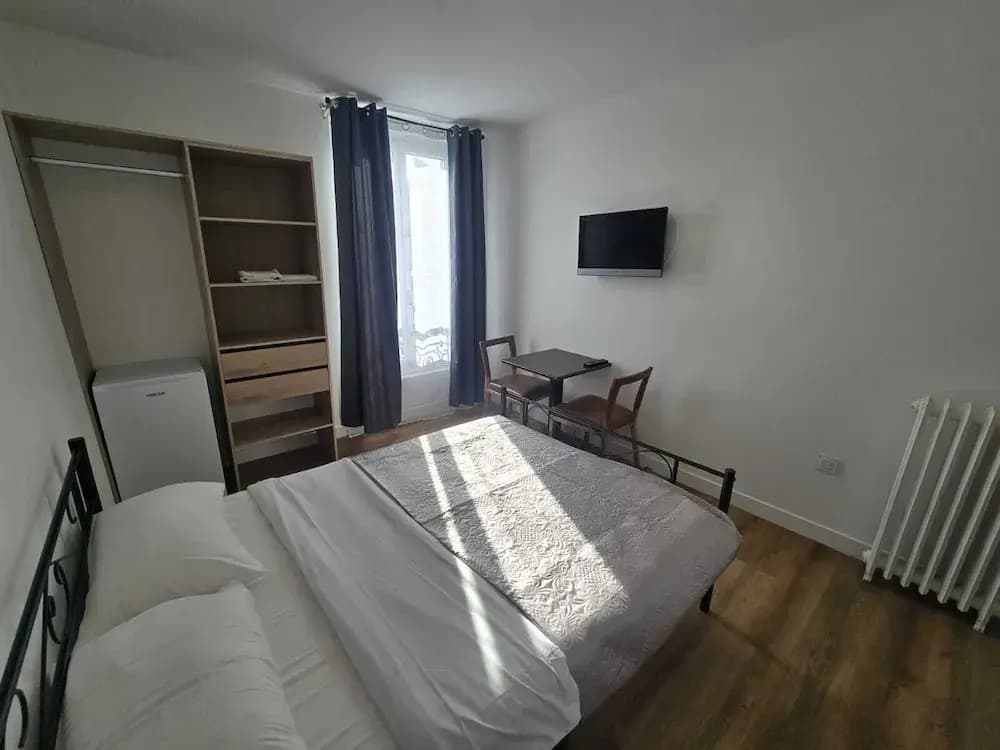 Hotel de l'Europe Pantin - Photo 2