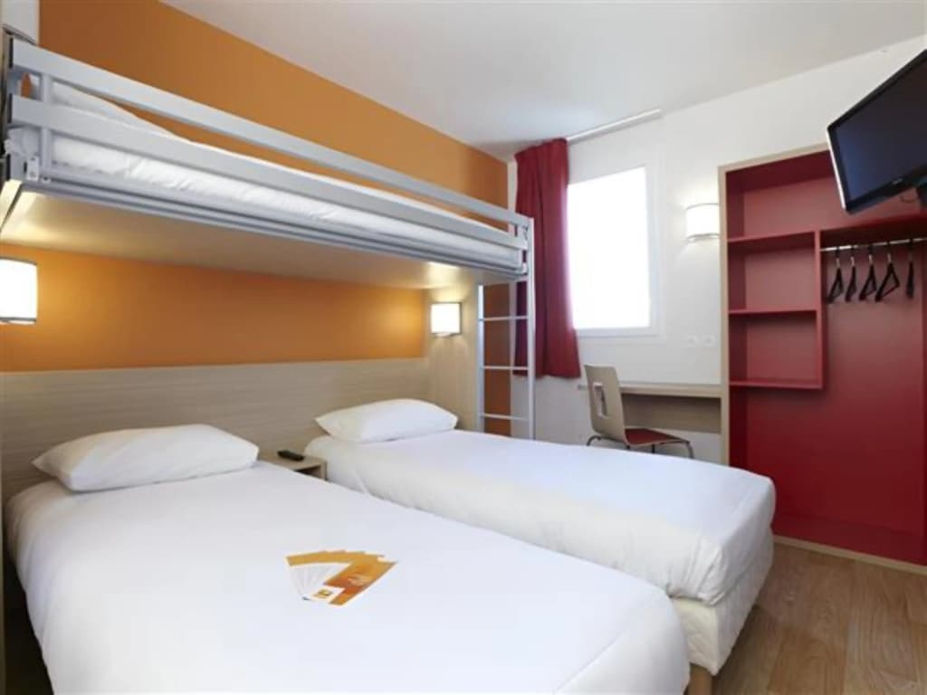 Hôtel Première Classe Caen Nord - Mémorial - Photo 4