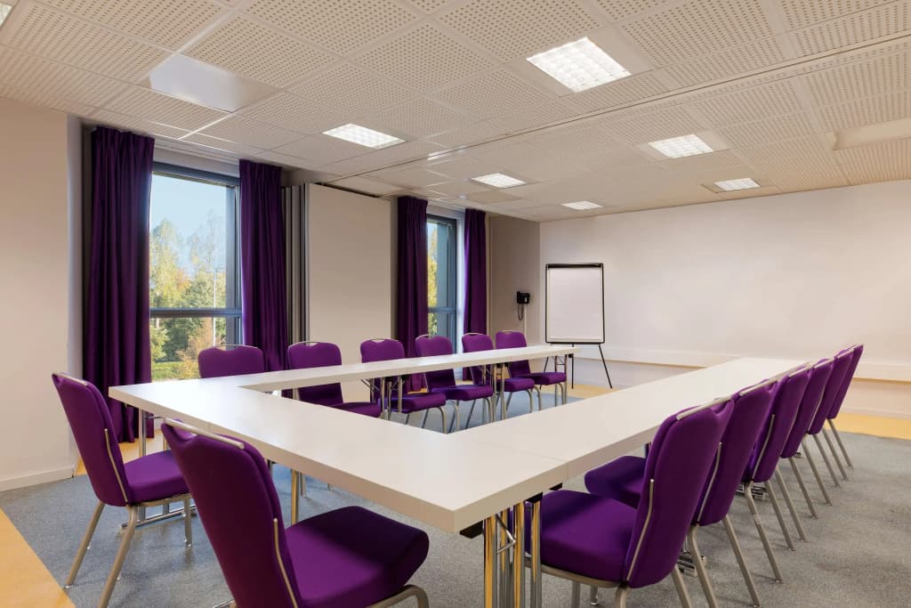 Park Inn by Radisson Lille Grand Stade - Miniature 6