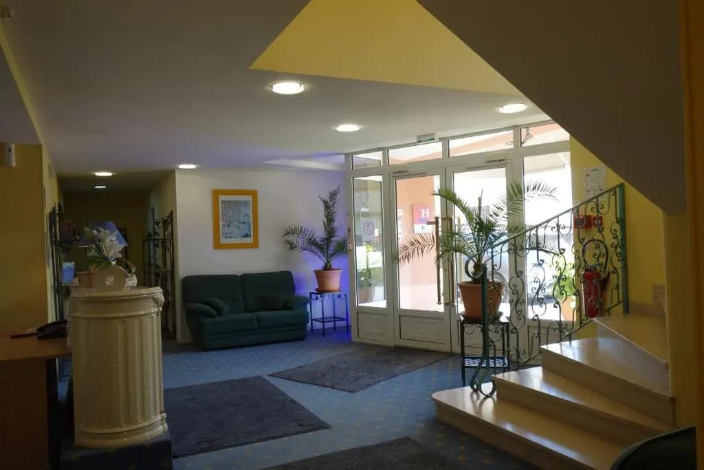 Hôtel Côté Jardin - Photo 2