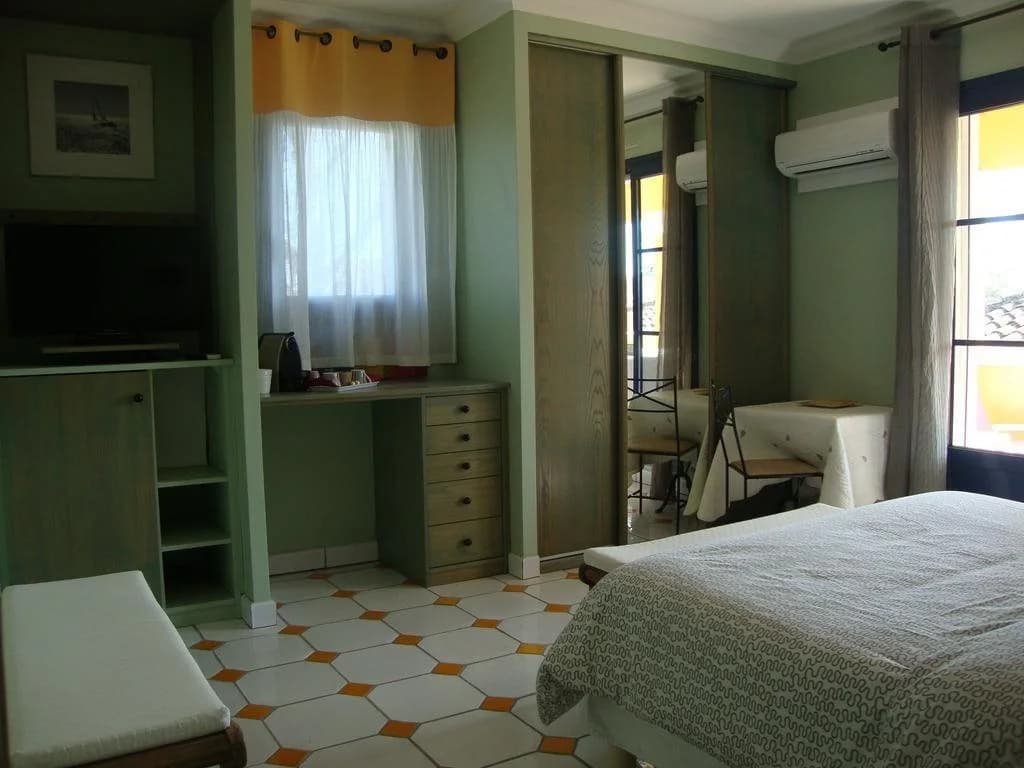 Les Chambres du Midi - Photo 1