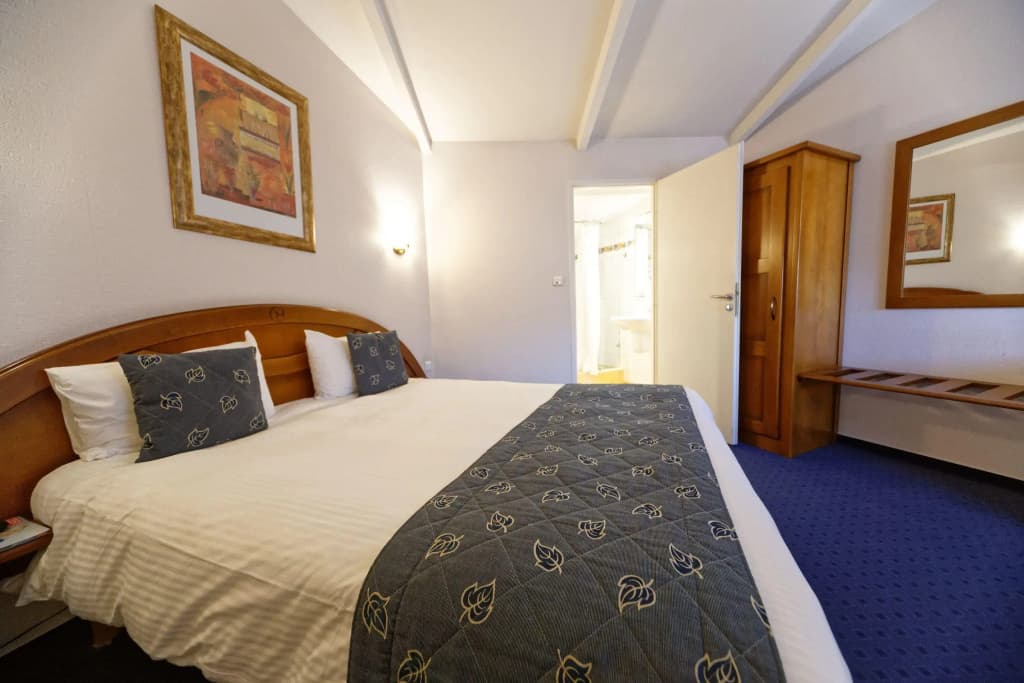 Charme Hôtel Montbéliard - Photo 4