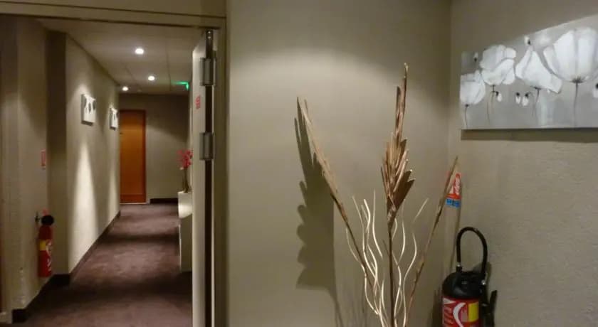 Hotel les Glycines - Miniature 6