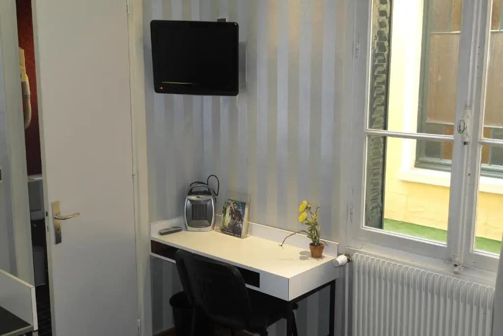 Hotel Restaurant Des Lys - Photo 2