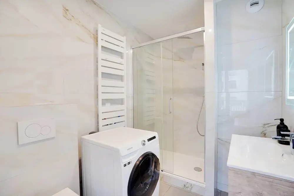 Duplex With Terrace in Levallois - Photo 5