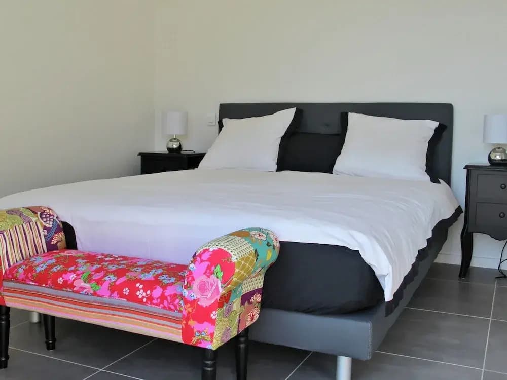 State of the Art Fixtures Villa in Vidauban With Pool - Photo 2