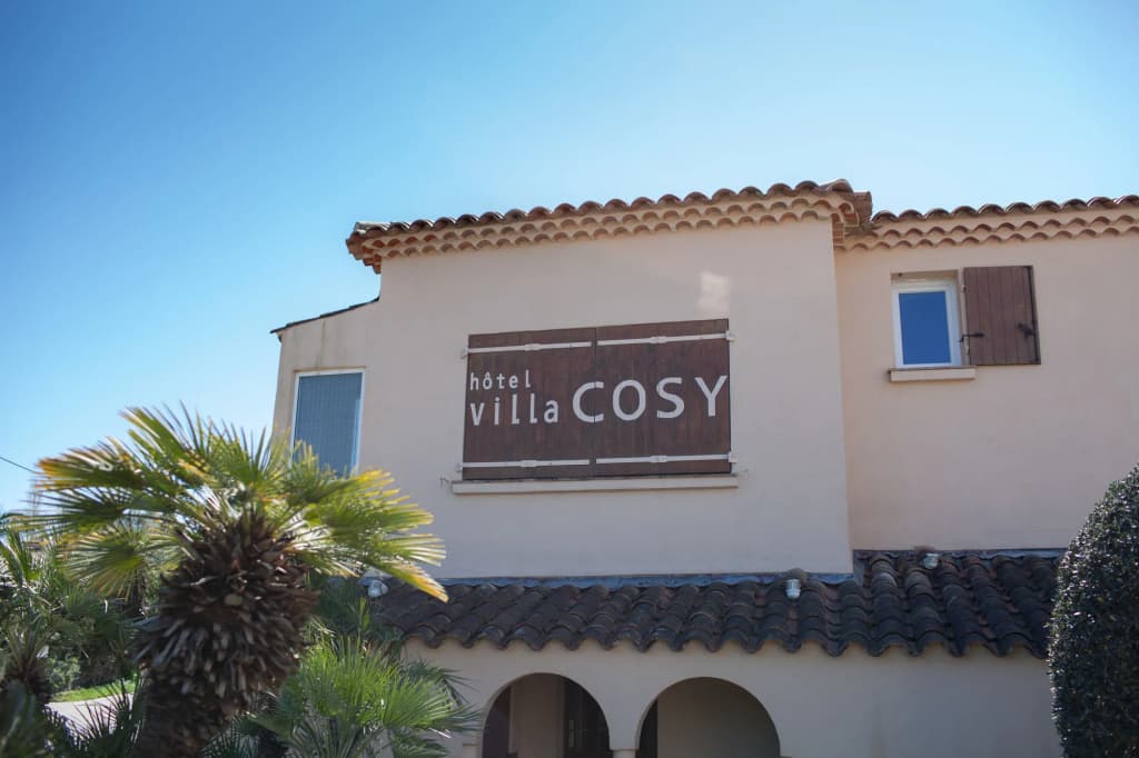 Hôtel Villa Cosy - Photo 1