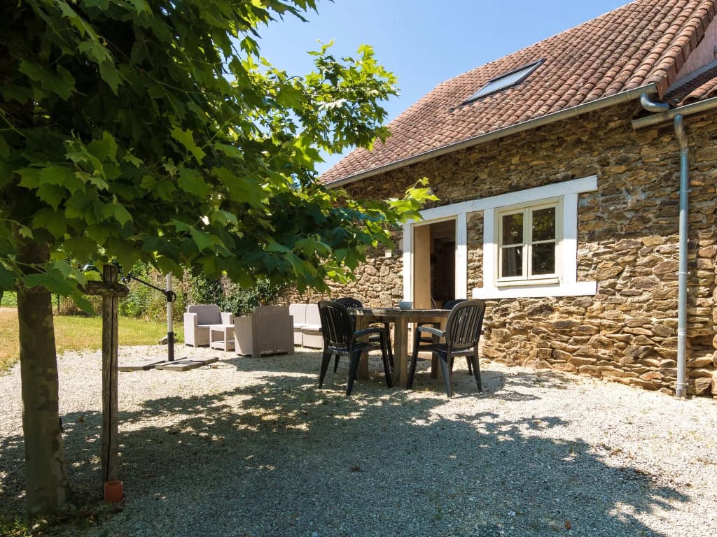Quaint Cottage in Aquitaine with Furnished Garden - Photo 1