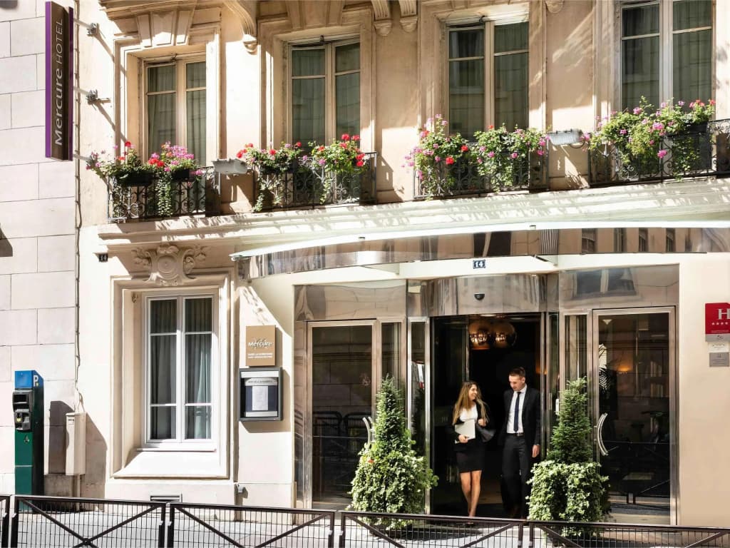 Hotel Mercure La Sorbonne Saint-Germain-Des-Prés - Photo 1