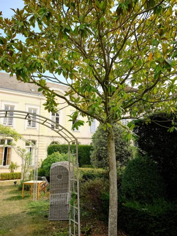 Maison Ailleurs - Photo 1