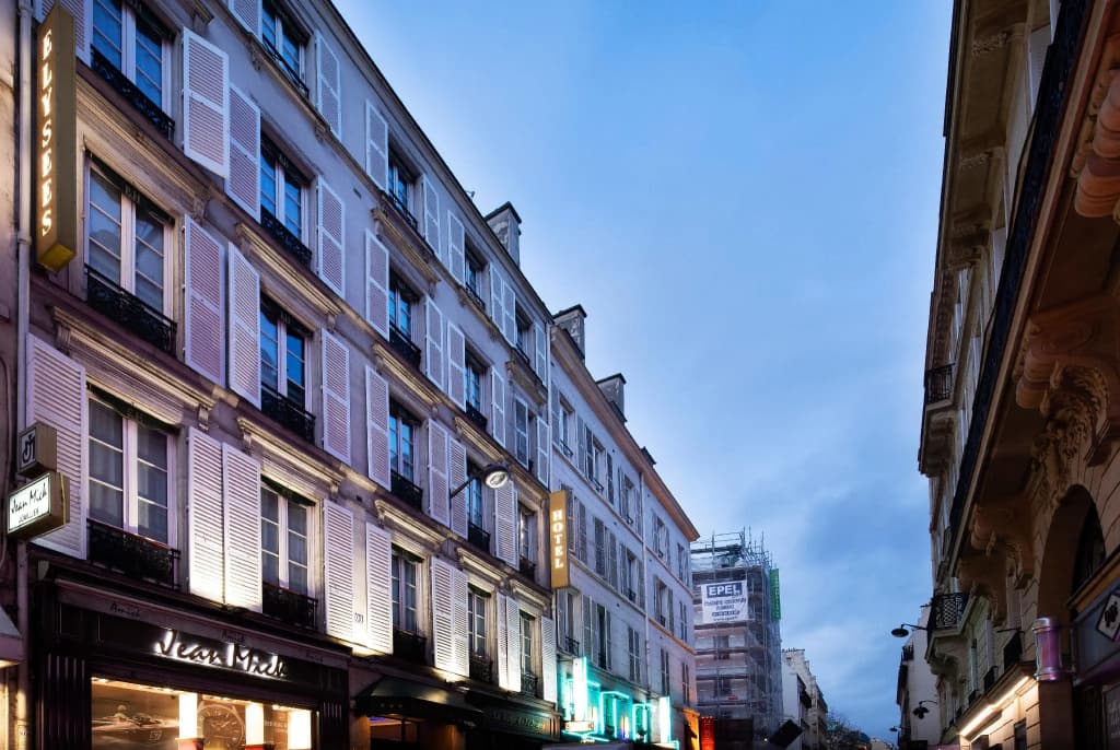 Elysées Hotel - Photo 1