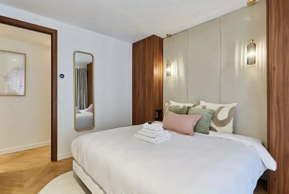 Magnificent Apartment With AC - Center of Paris - Photo 2