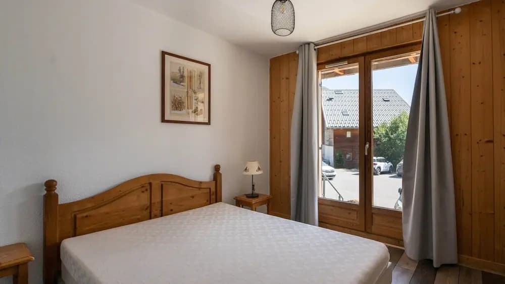 Apartment in France Near Ski Resort & Center - Photo 3