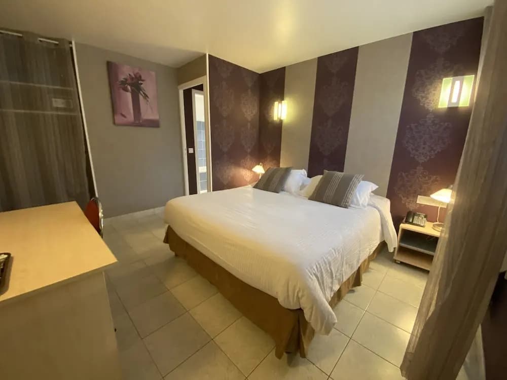 Contact Hôtel - Hôtel les Bleuets & SPA - Miniature 7