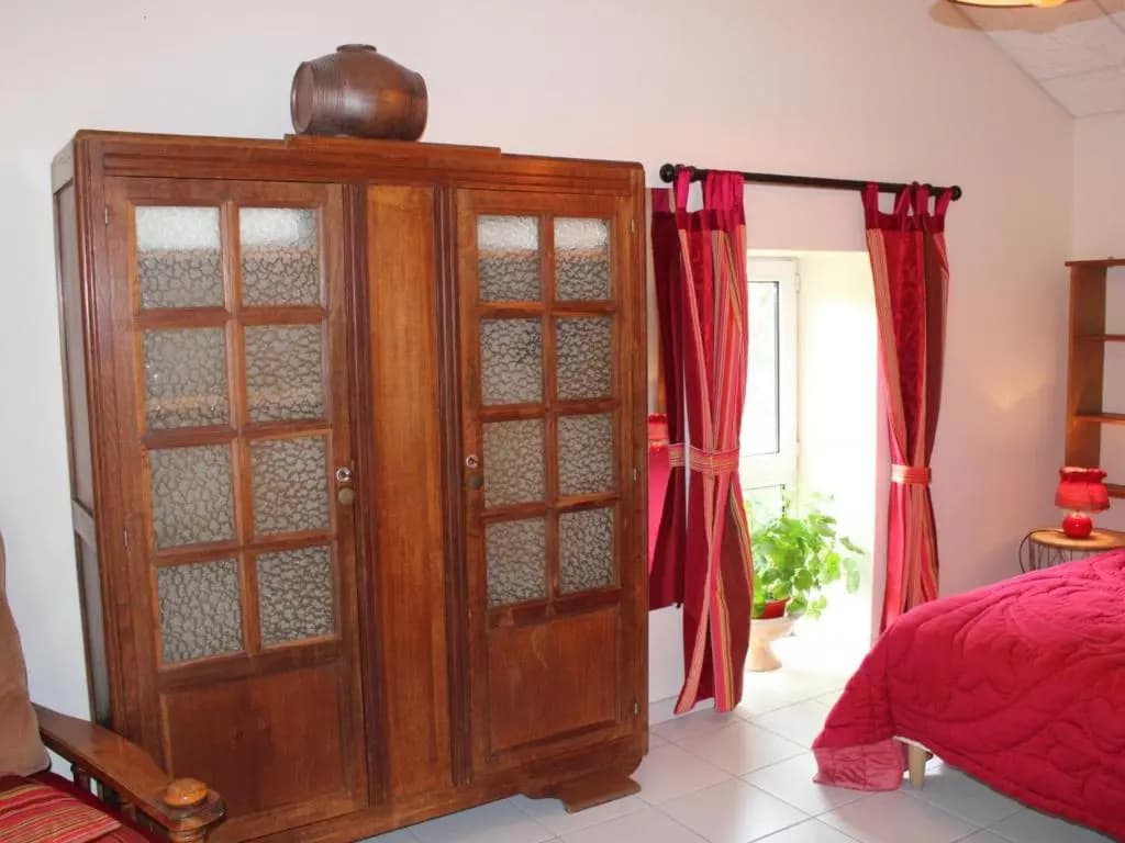 Gîte Châtel-de-Neuvre, 2 pièces, 3 personnes - FR-1-489-22 - Photo 5